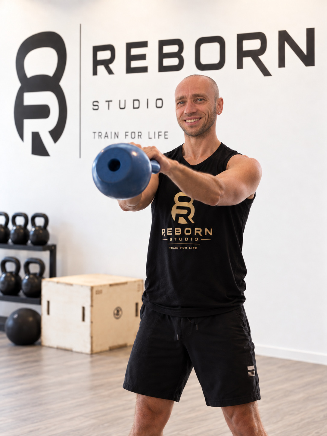 Valeriy Olshanskyy, coach et praticien massage chez REBORN STUDIO